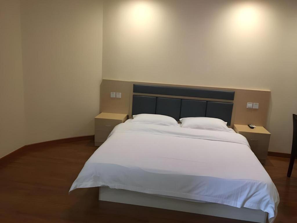Greentree Inn Wuhu Fangte Second Phase Nanxiang Wanshang Express Hotel Exterior foto